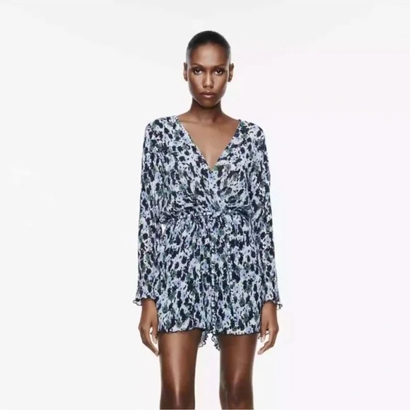 ZARA Printed Pleated Jumpsuit - Picture 3 of 6